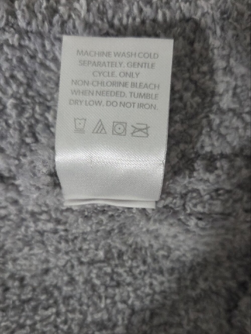 Cozy Gray Zip-Front Women's Robe - Picture 4 of 5